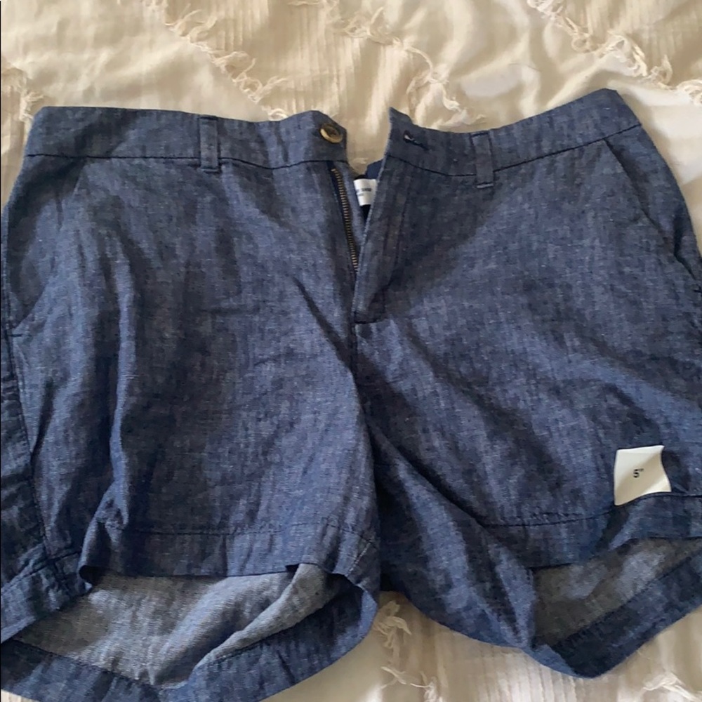 Old navy mid rise shorts